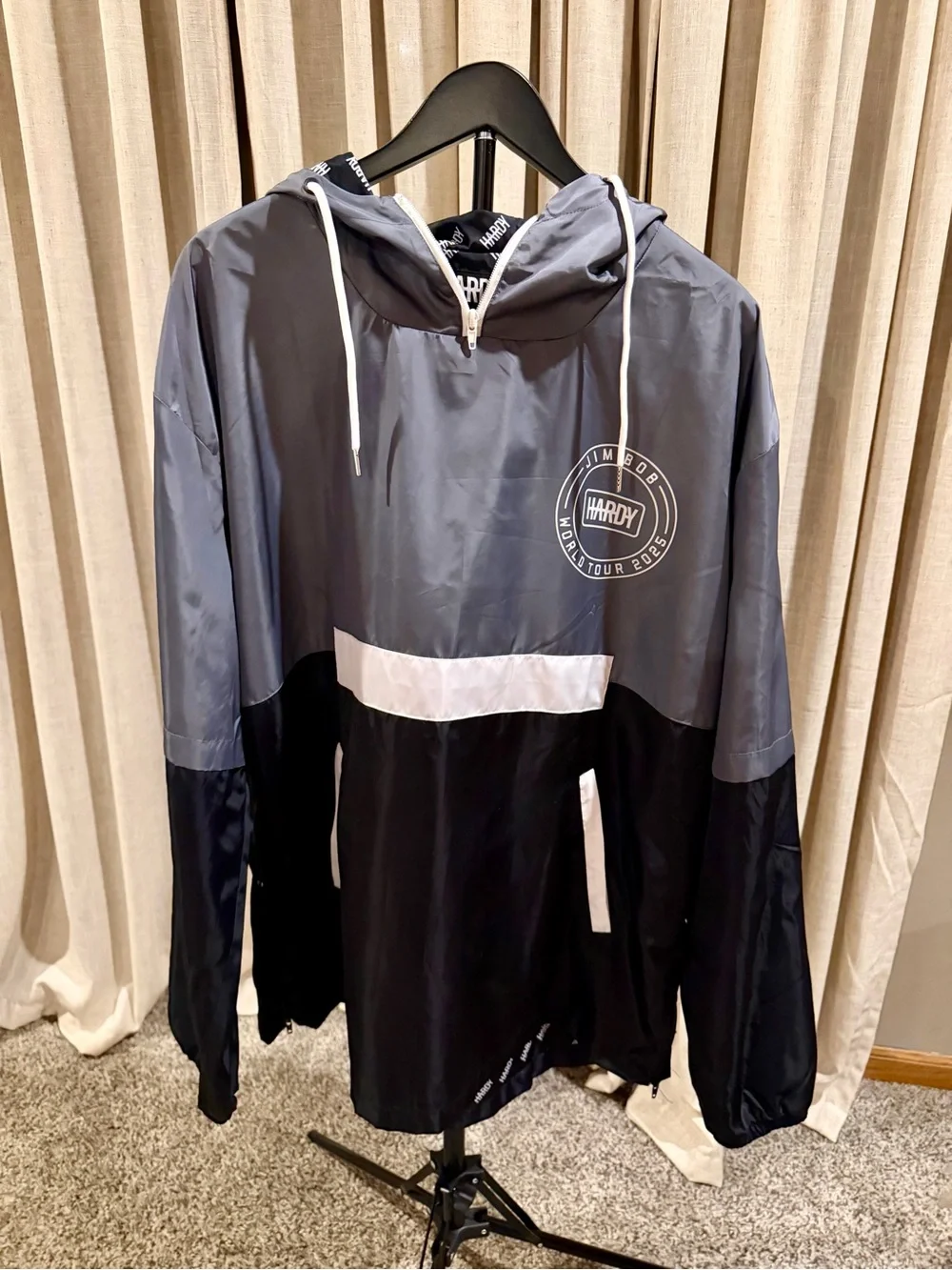 Two-Tone Gray and Black Hardy World Tour 2025 Windbreaker